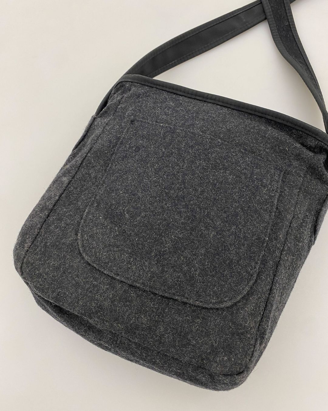 Thumbnail 35ef5679-6f0d-4d31-8306-d2b65653517b