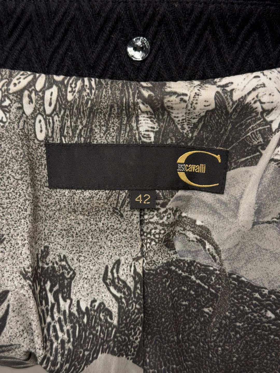 Thumbnail 481b90d8-f54d-4399-9f23-f706b04f73fc