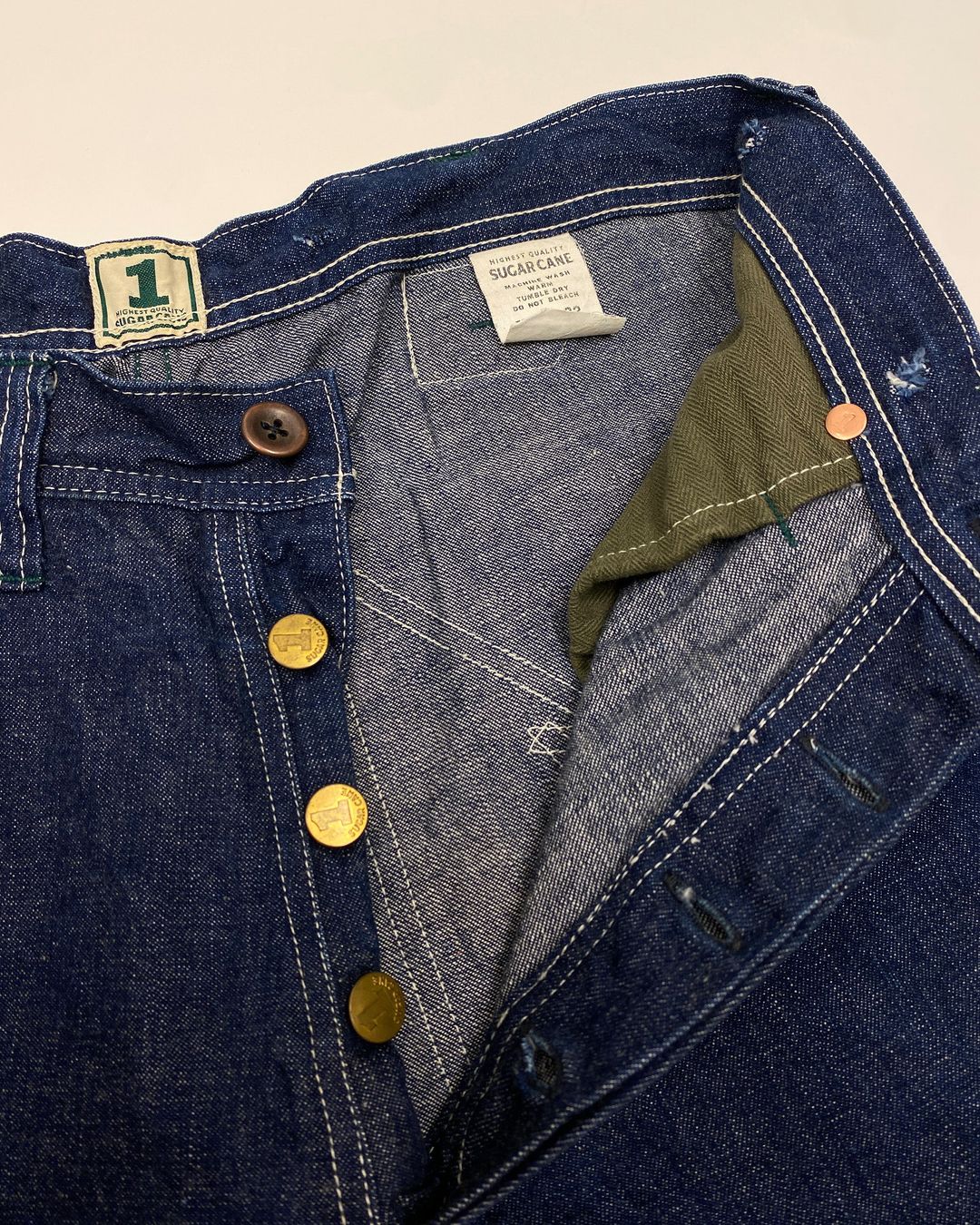 Thumbnail 18561c3a-99fe-4f79-a74c-b24080cf4573