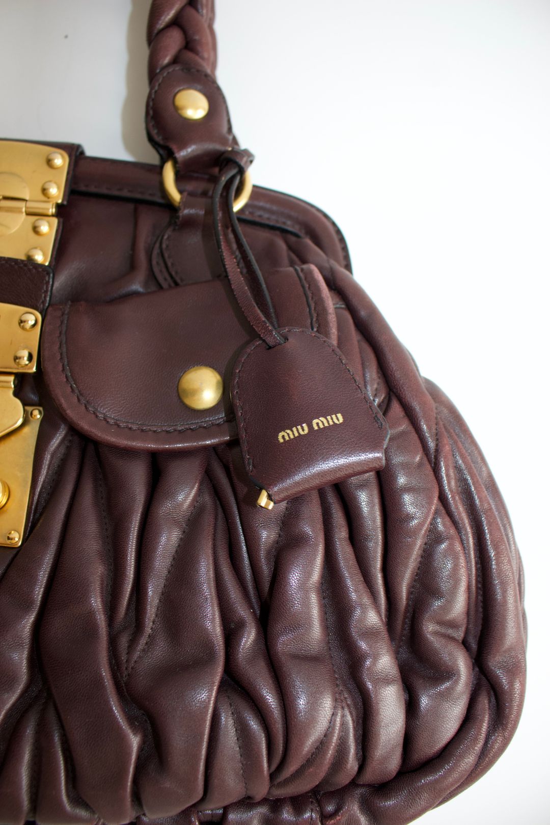 Thumbnail 5f3cc83f-bac1-40c9-b276-0858c918f82c