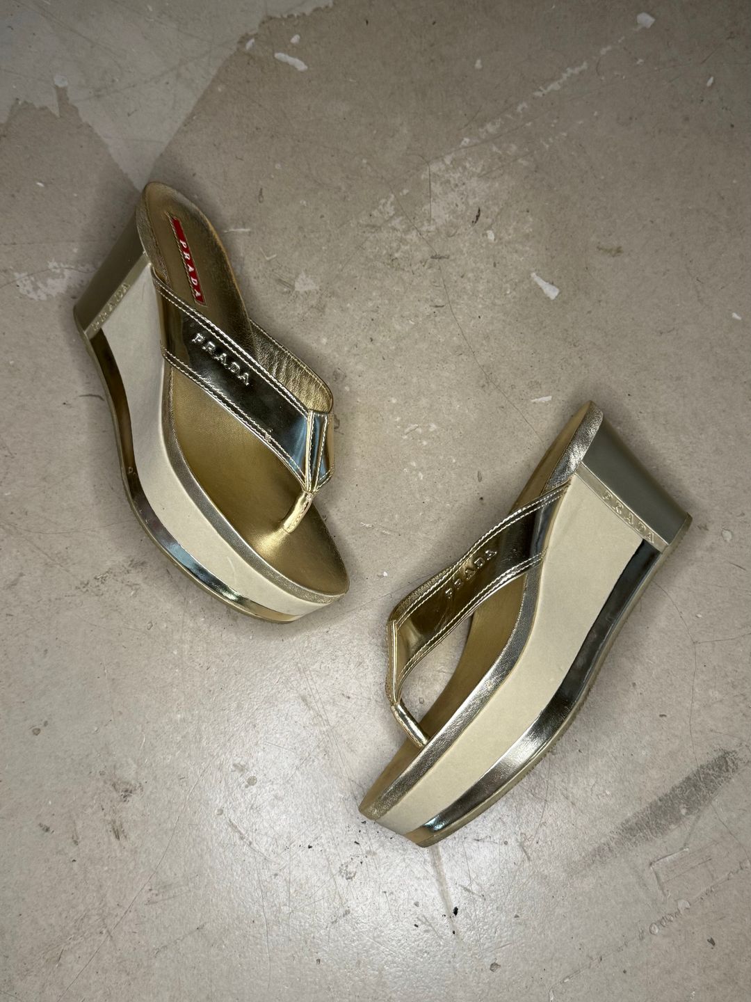 Thumbnail a434686e-2fd5-49d2-9da2-1e931ffb2bf3