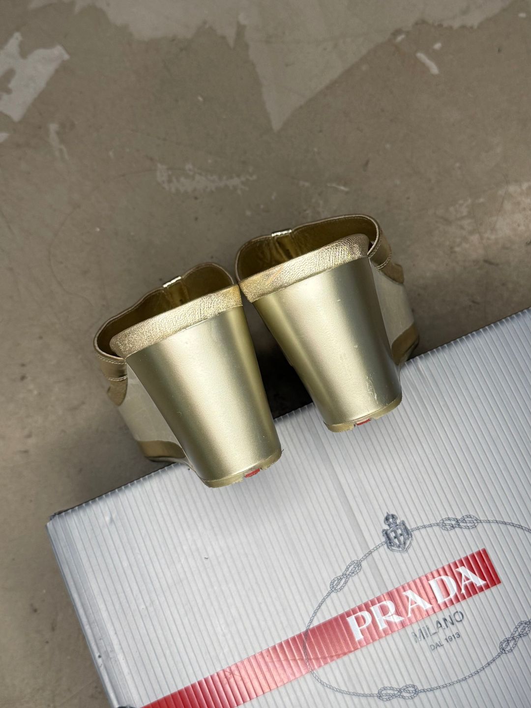 Thumbnail 09c44373-ef74-4a15-8030-d957580867ca