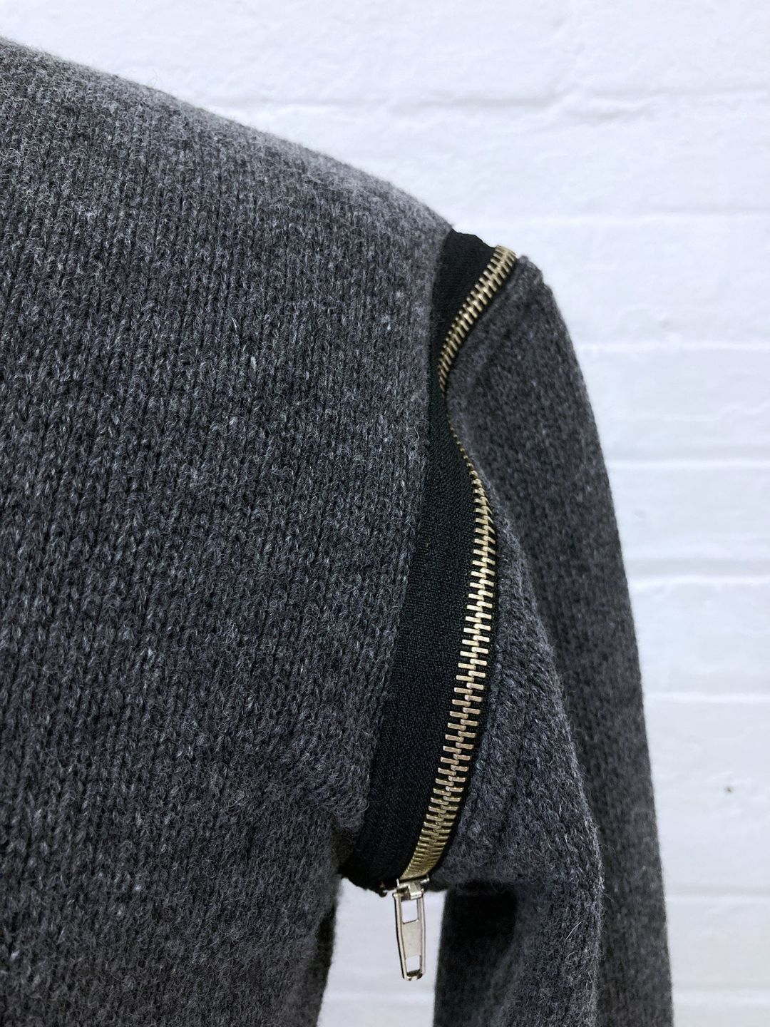 Thumbnail 34b7193a-4532-49f0-9afa-de83afe9fb69