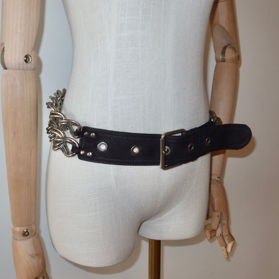 Thumbnail 897aae95-33df-4453-8f26-18dd49d27529