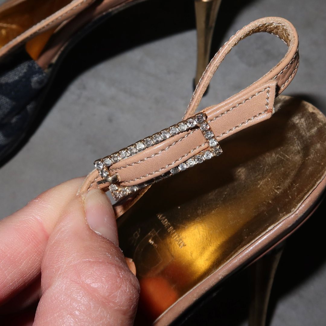 Thumbnail 041cda77-b9a5-4c02-aac6-83389142bb01