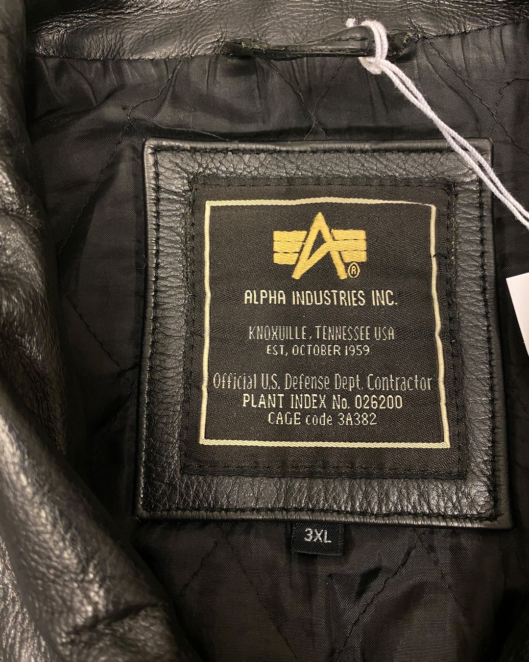 Thumbnail 04af2400-22b9-4c6b-a878-f5d52e45c403