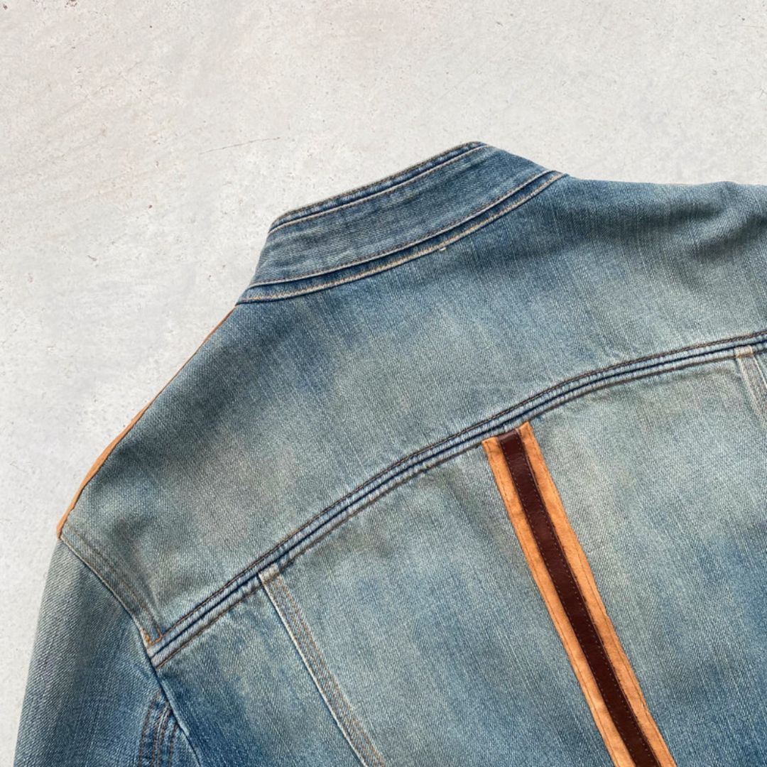 Thumbnail 6e795ecc-ebea-40fd-ba26-fb8719acad4f