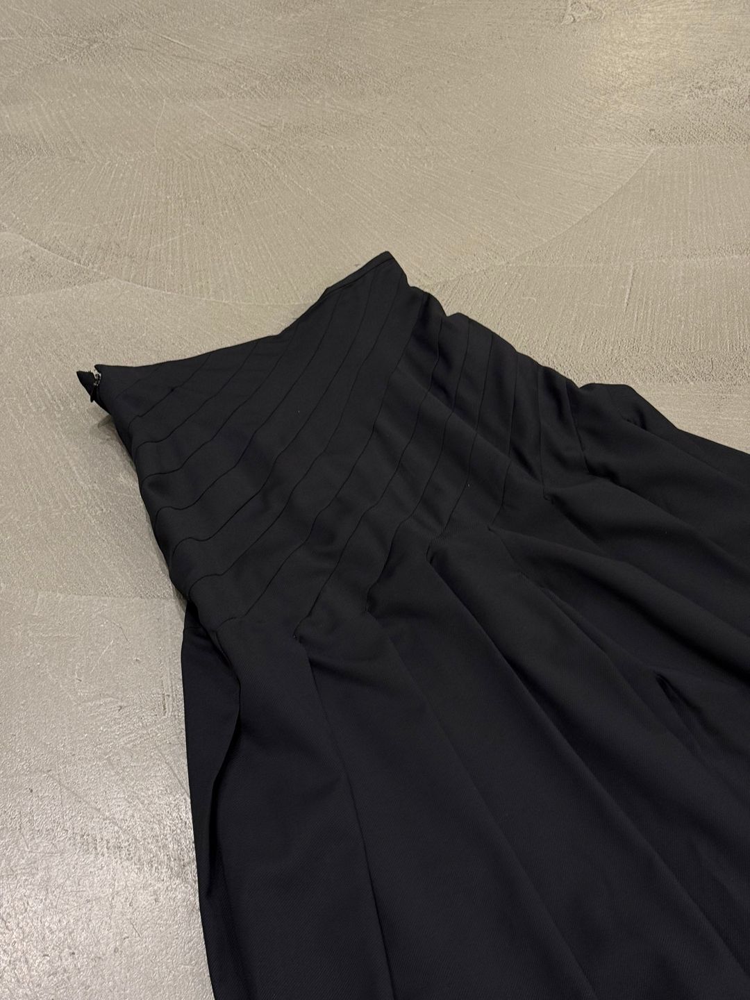 Thumbnail 55ab564f-d4e3-4ef4-b967-647a2868b2af