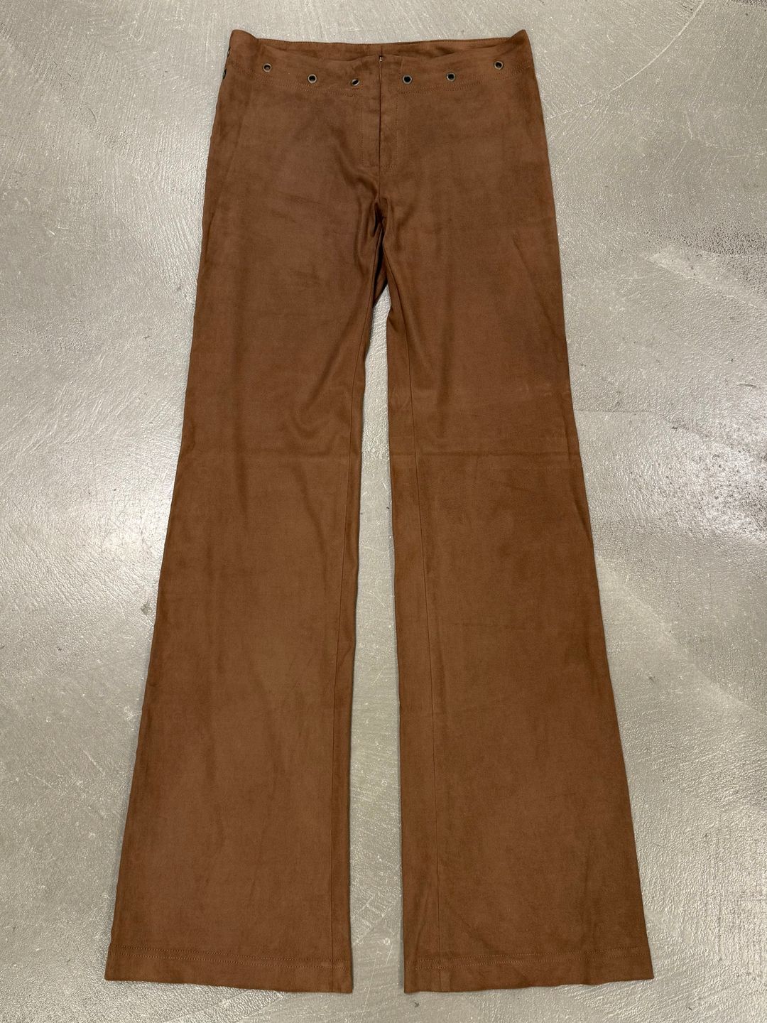 Thumbnail 3b4b9e56-1098-4528-ac77-71846d23eb5d