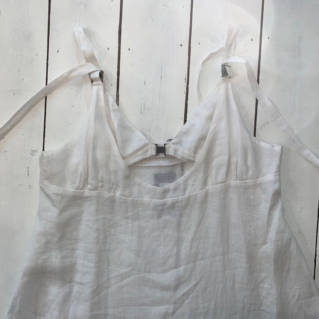 Thumbnail 14121674-60cb-4c8b-878c-9135790b04b0