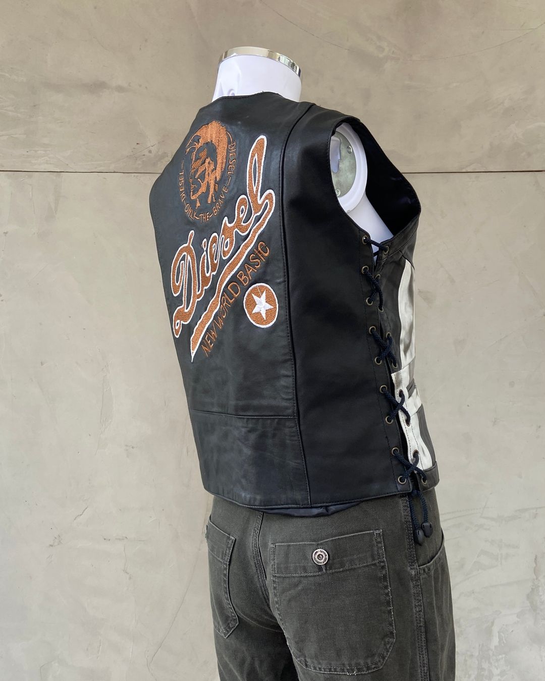 Thumbnail 0b0098f2-aa6f-4672-9ee5-6397ba60afbd