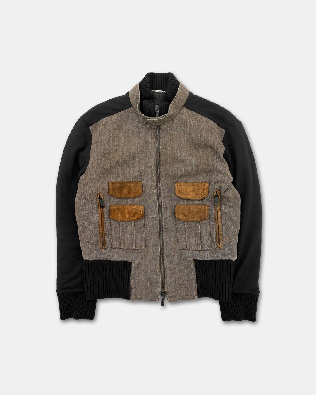 Thumbnail 600061c5-5dbe-47a5-9ba2-e3f3d9a814d1