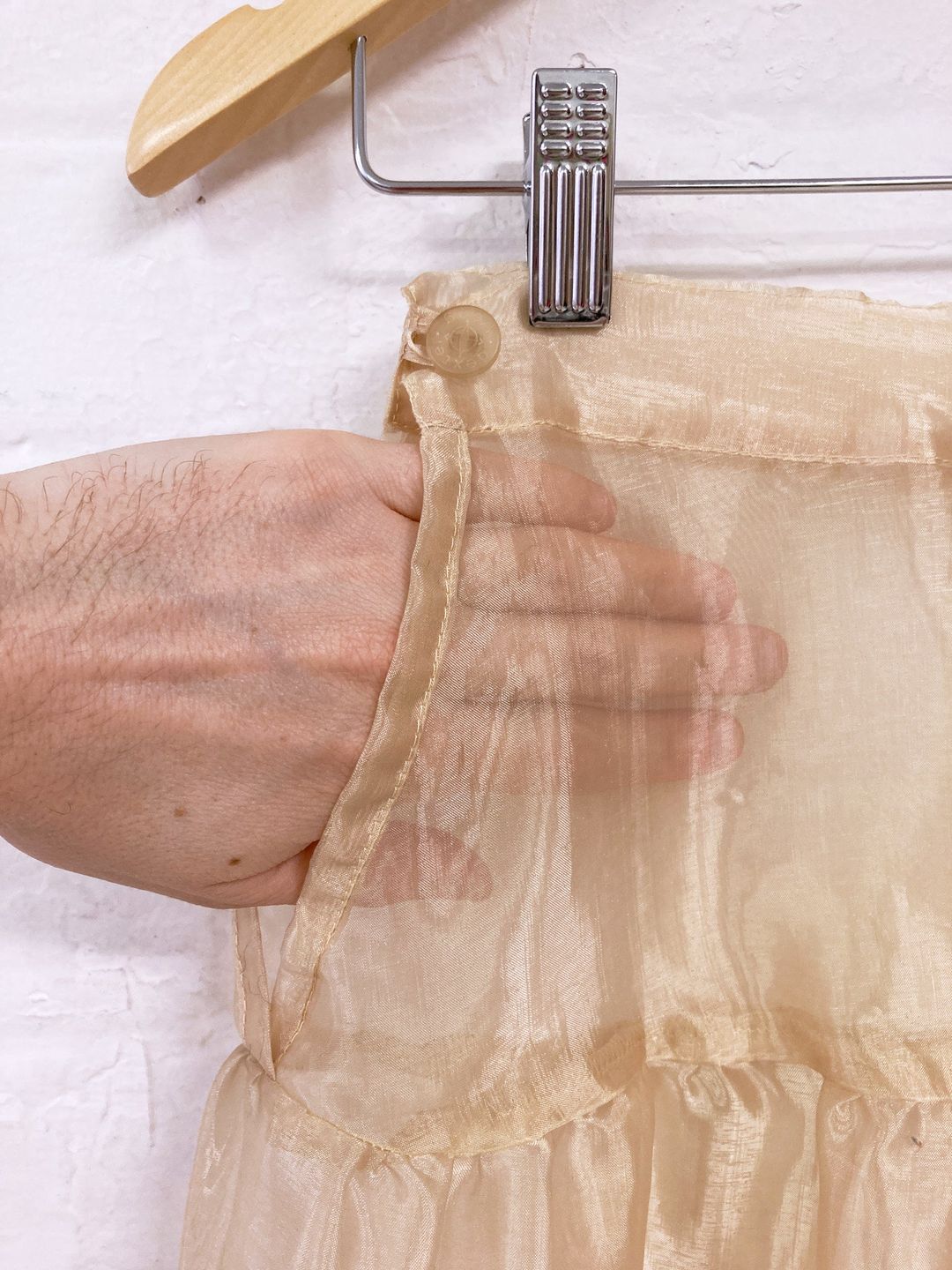 Thumbnail 05b7d934-be21-43b9-8e29-c1f9e917ad47