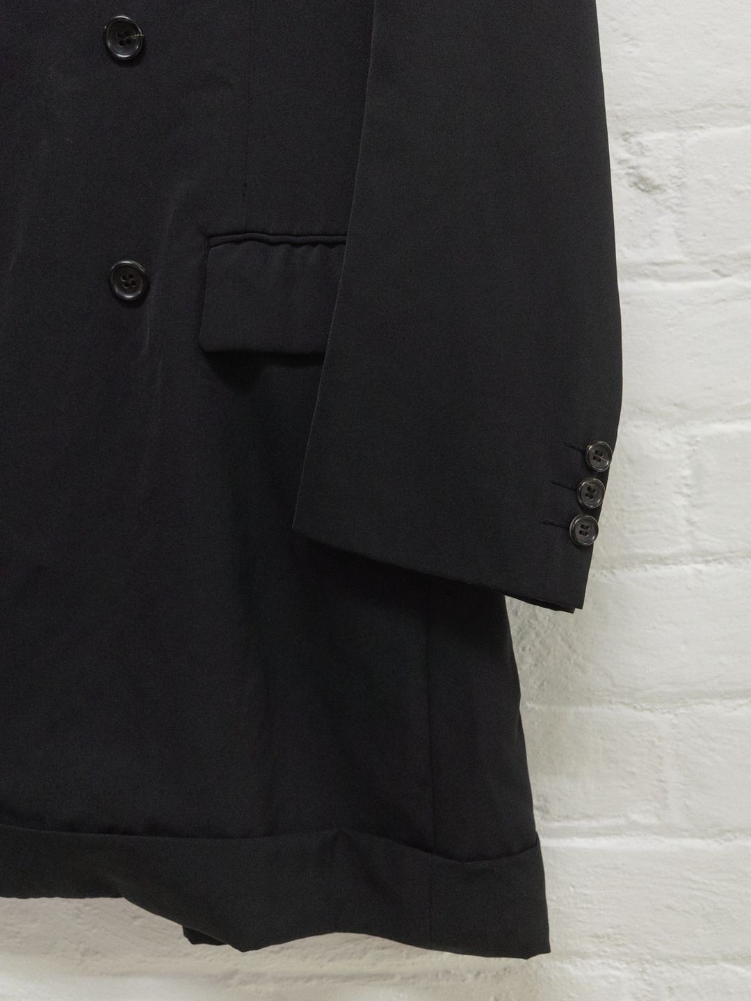 Thumbnail 9d4c0dd4-de50-42ff-b0f7-66c995bdfa1c