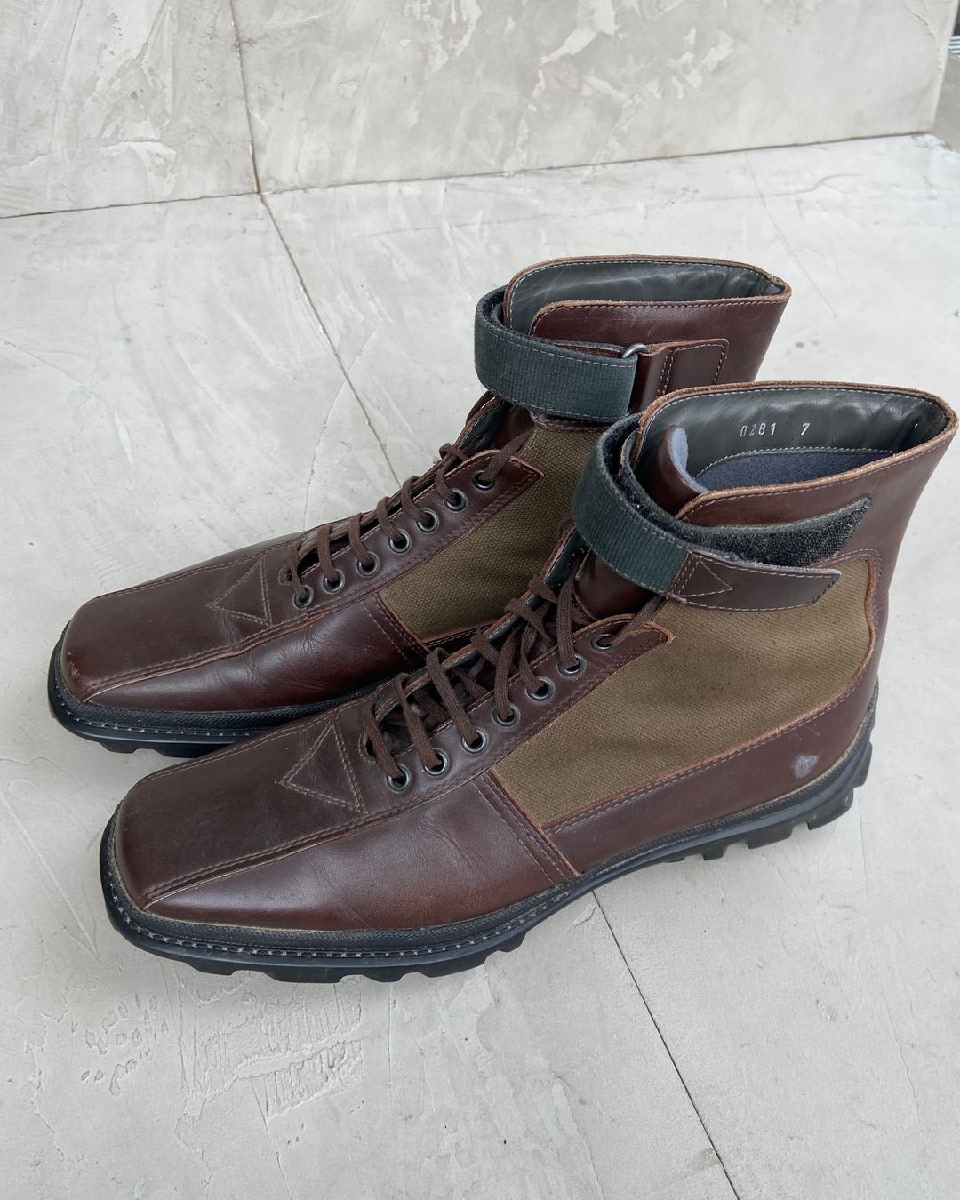 Thumbnail 3810b63a-e857-4900-b6d8-d0e2f34bb209