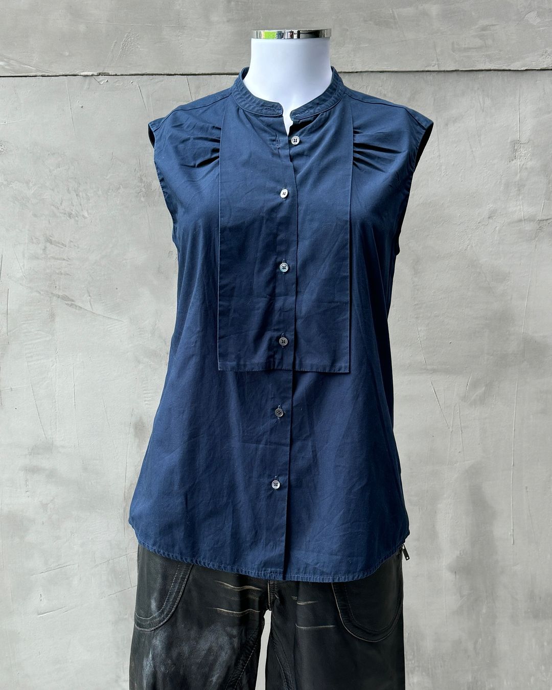 Thumbnail 33f1d6fd-25ae-44fc-8fd6-9df40ad29b43