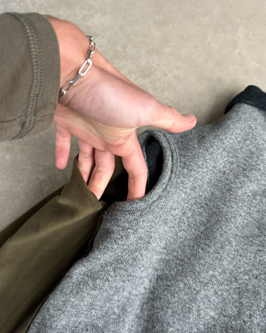 Thumbnail 0c18b0cf-0b90-4ef2-9c04-a83f779c251f