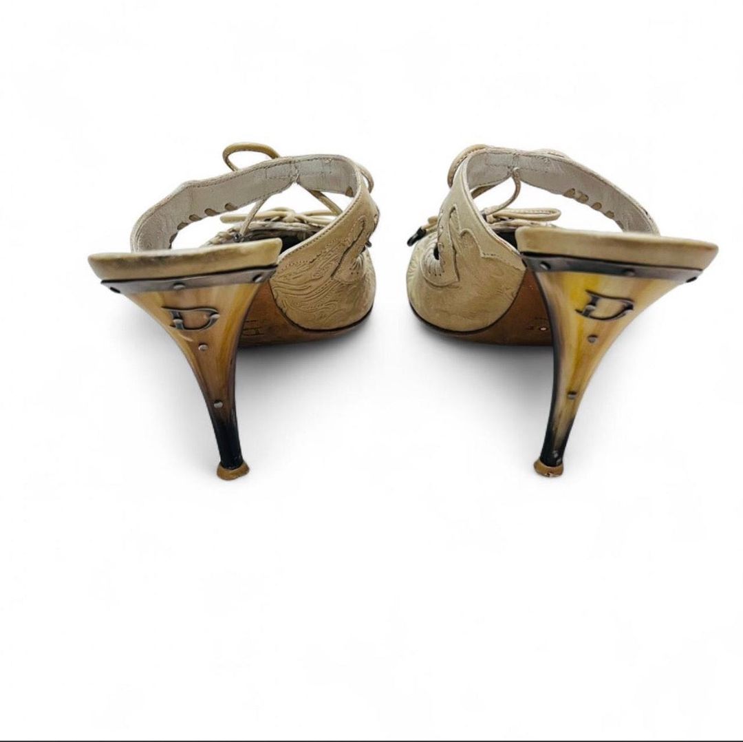 Thumbnail 2640b26b-9fa8-44cf-808a-b0cc6139fb3b