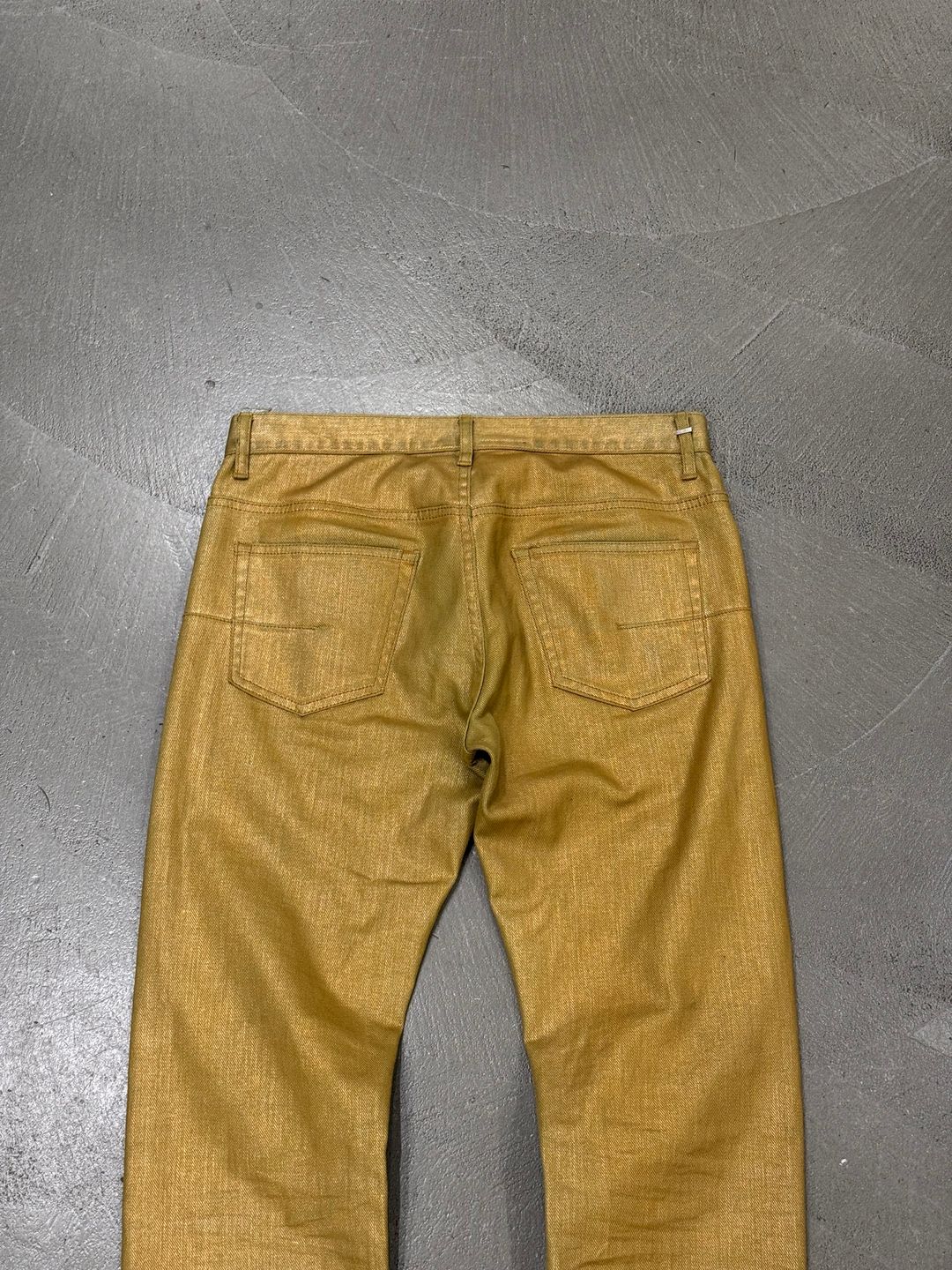 Thumbnail 8b64c5cb-106e-4ad3-9d98-364a3ab35d96