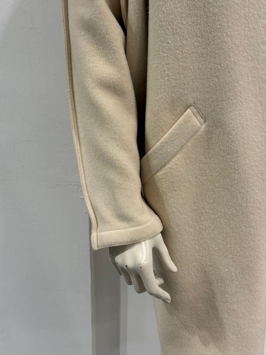 Thumbnail 206cad40-6a26-46f4-bb2d-5f97d8002b2b