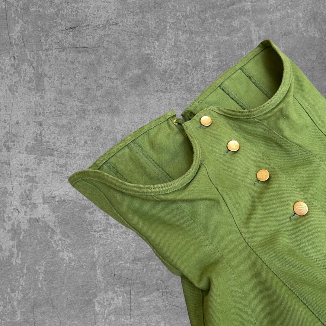 Thumbnail 811647d2-d899-485b-b674-56ca97353a81