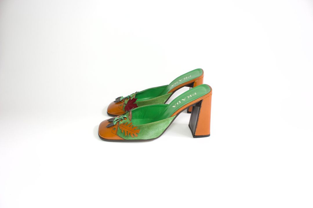 Thumbnail 40319178-87a3-474e-bf5a-bb189d6b517f