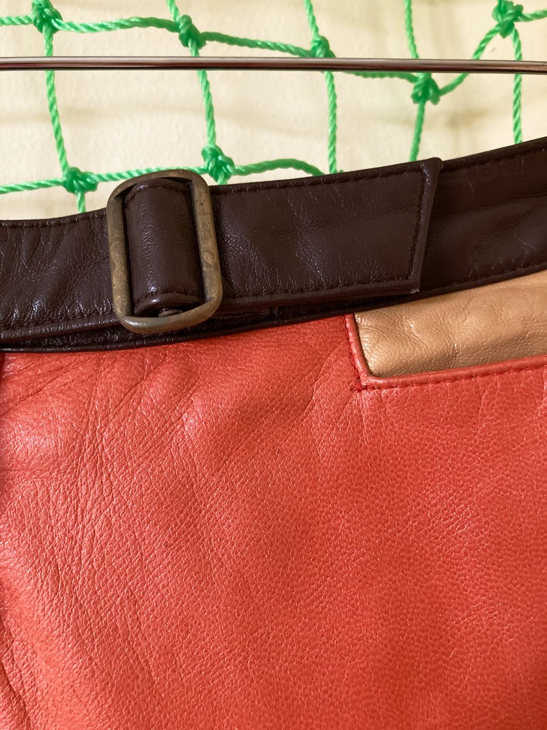 Thumbnail 56630544-fc72-4cdf-8c6c-7265340ddb32