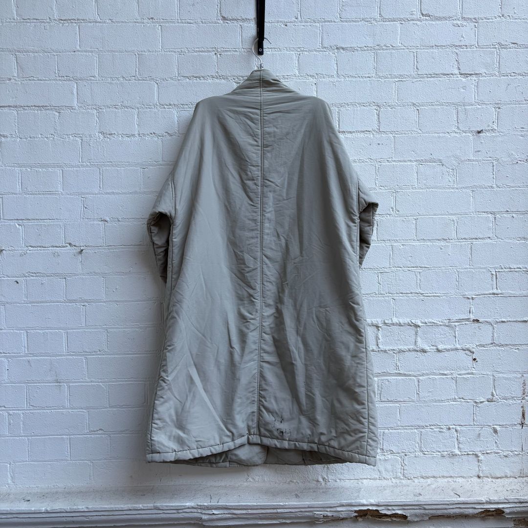 Thumbnail 7aa4e970-6f87-4bff-abfb-bcac37a913af