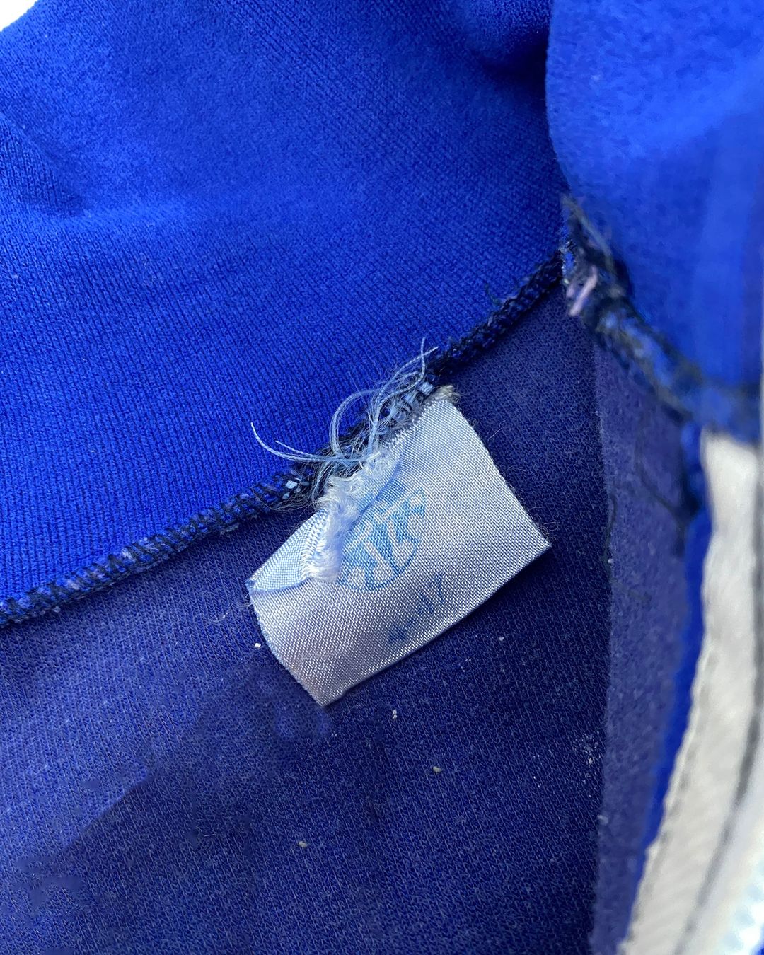 Thumbnail 41cb0d4f-2dce-4a88-a510-ee86a7fc094e