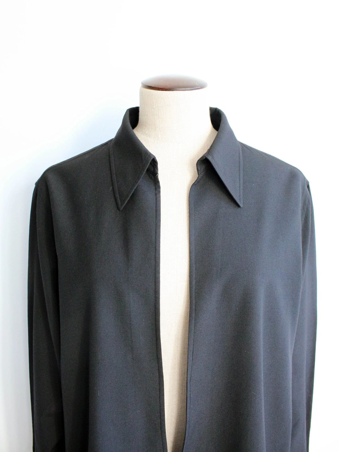 Thumbnail 220761dd-b3eb-4dbe-8eed-25abd52d54c4