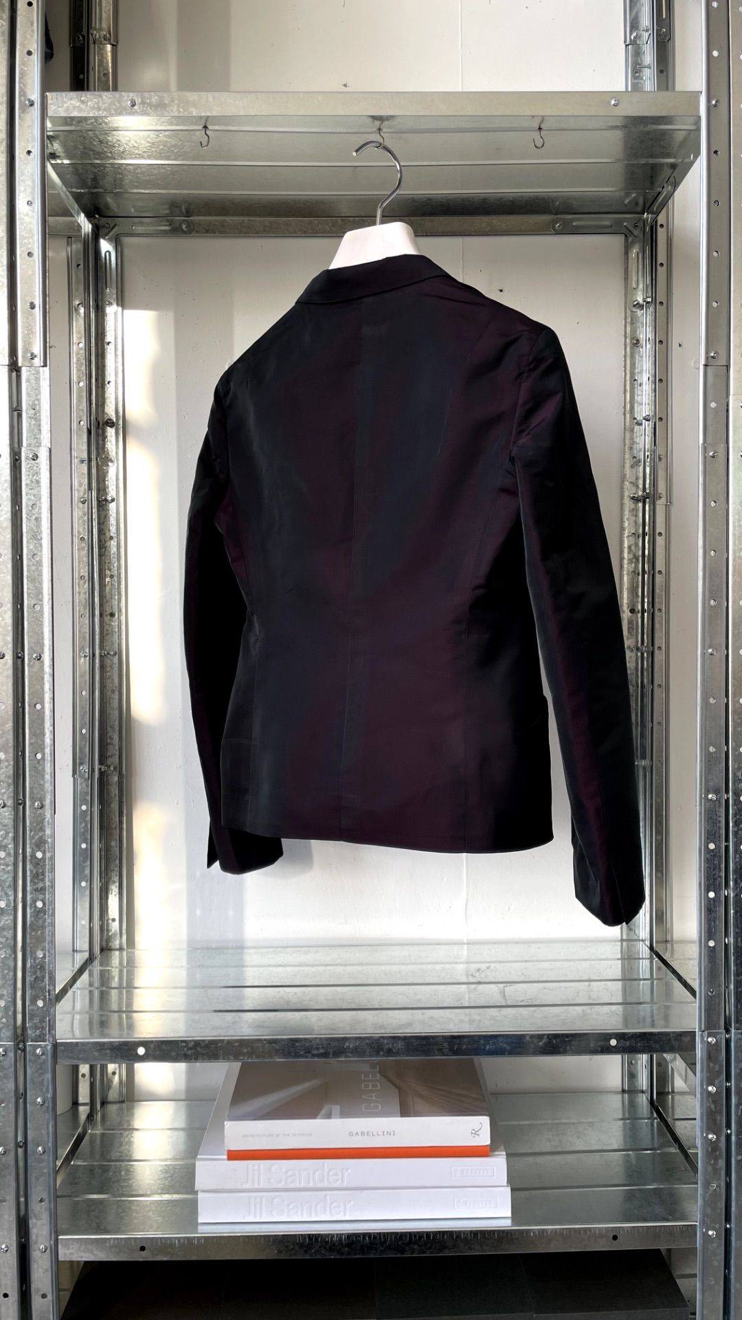 Thumbnail 96931f1f-1338-4fc2-aa48-30c0b3f01d57