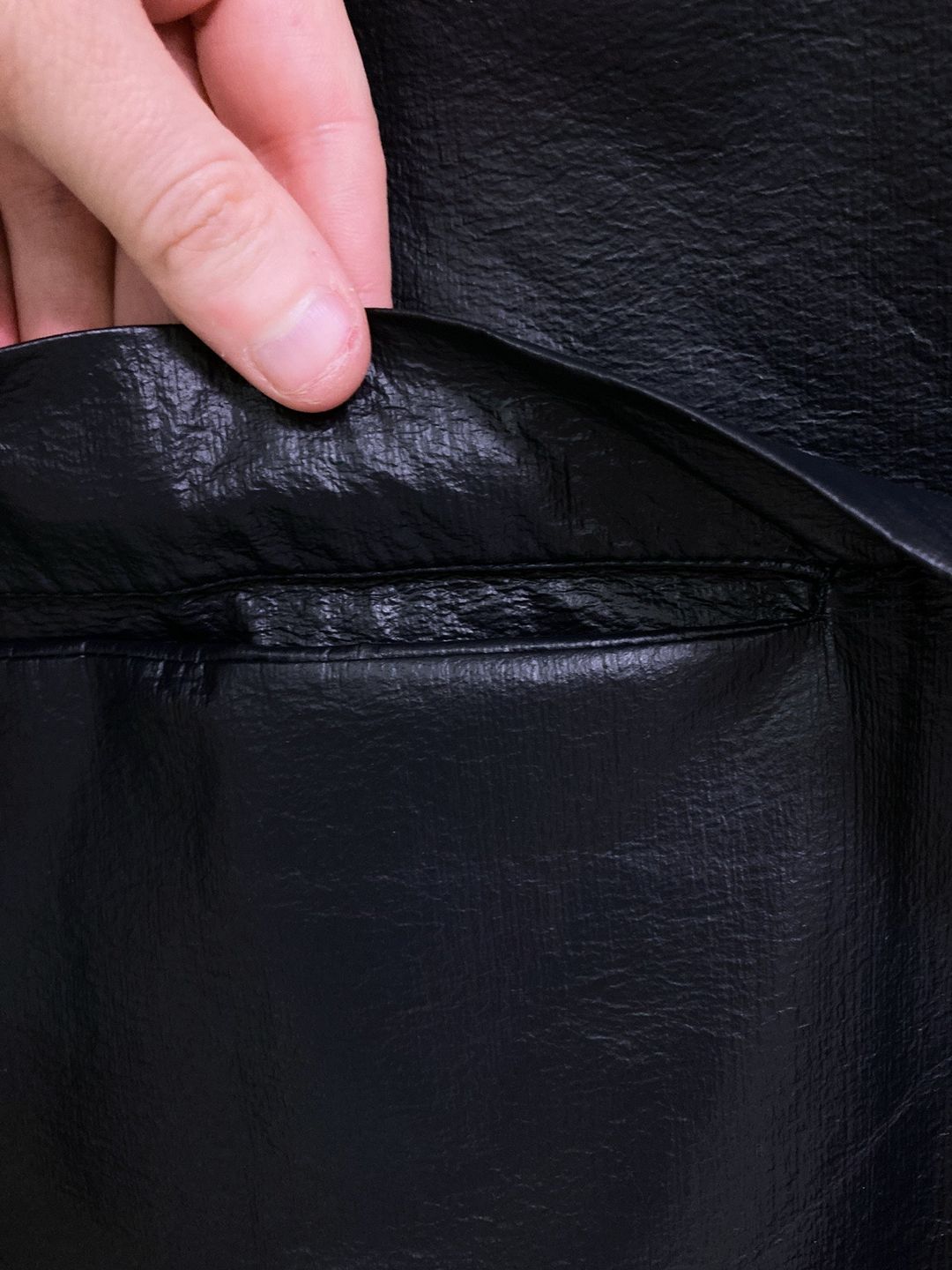 Thumbnail 5b8f6da8-1b63-4e7e-b7d7-e02db773f690