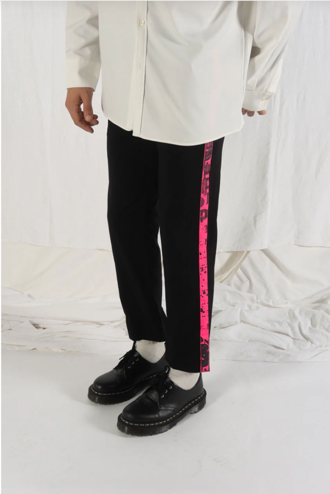 Sideline slacks pants from Issey Miyake Men S/S 2005 by ISSEY MIYAKE in size M from TROUSERS category