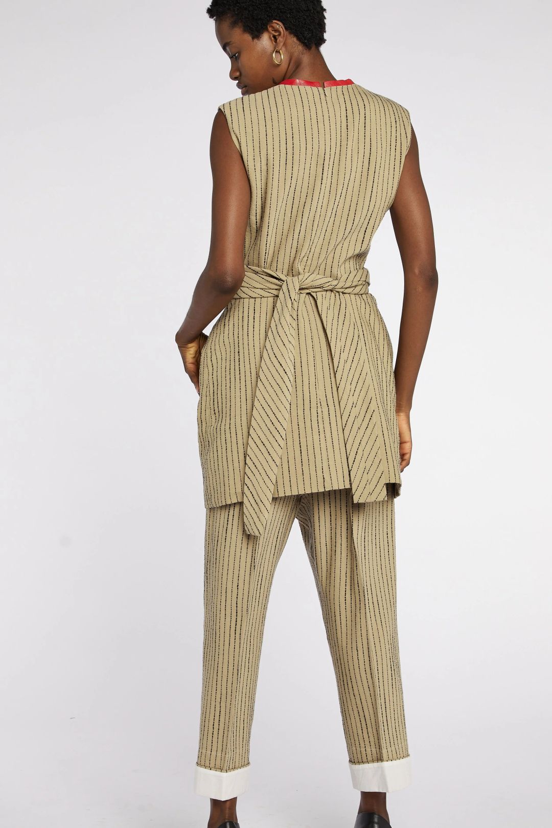 Thumbnail 87ea9c8b-e16d-4082-a0f5-5323796bda79