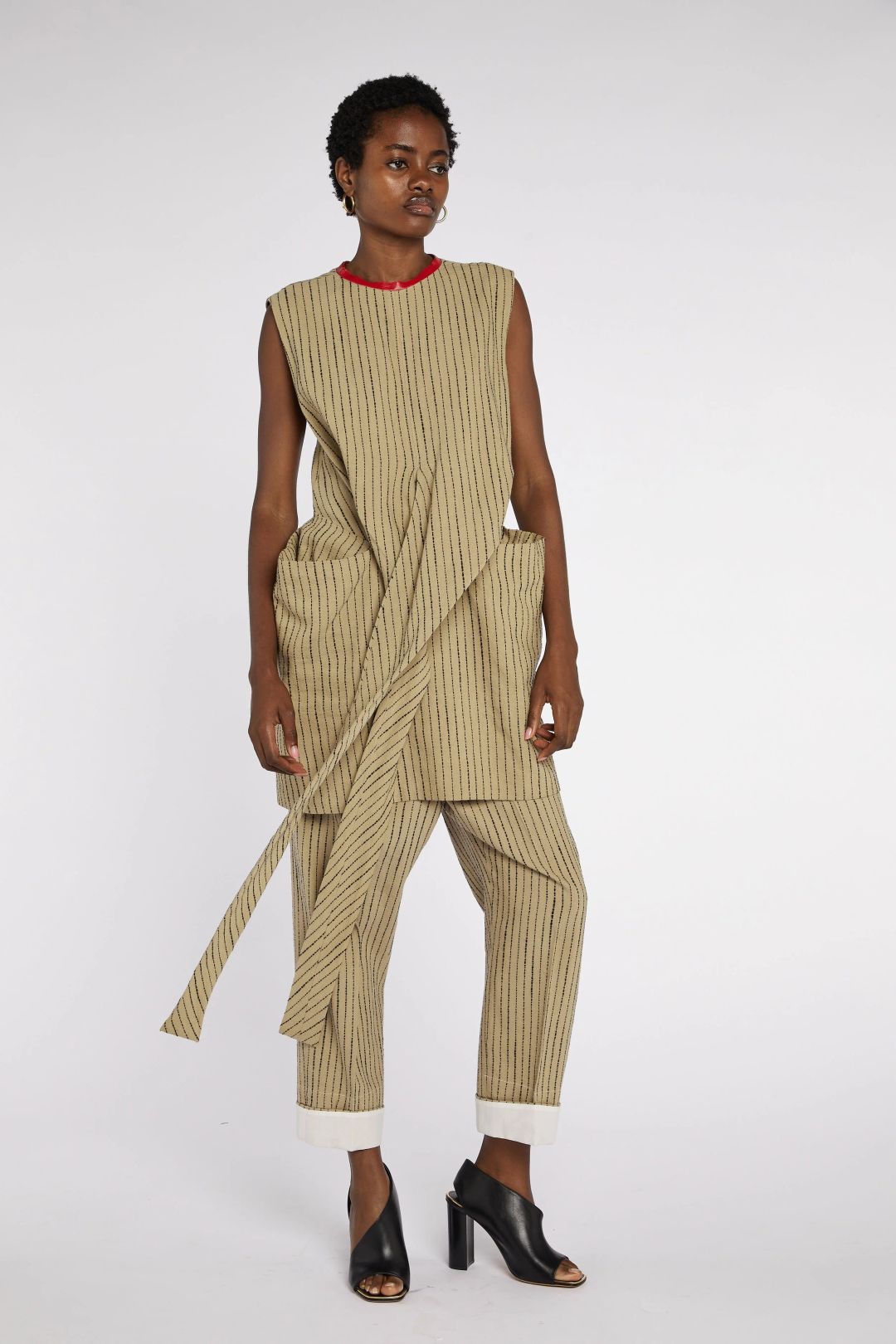 Thumbnail 9b30e1d0-d60f-40e4-b3df-52d2a5f362ad