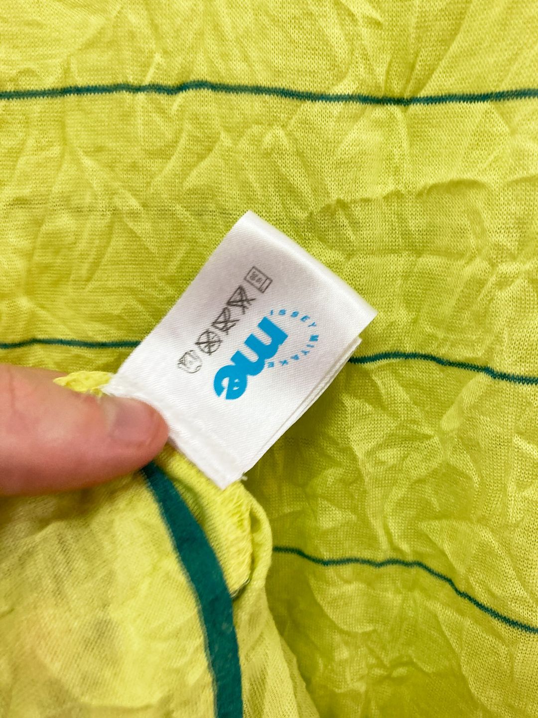 Thumbnail 966ef1b6-8eff-42ec-b9ef-ea452a318eb4