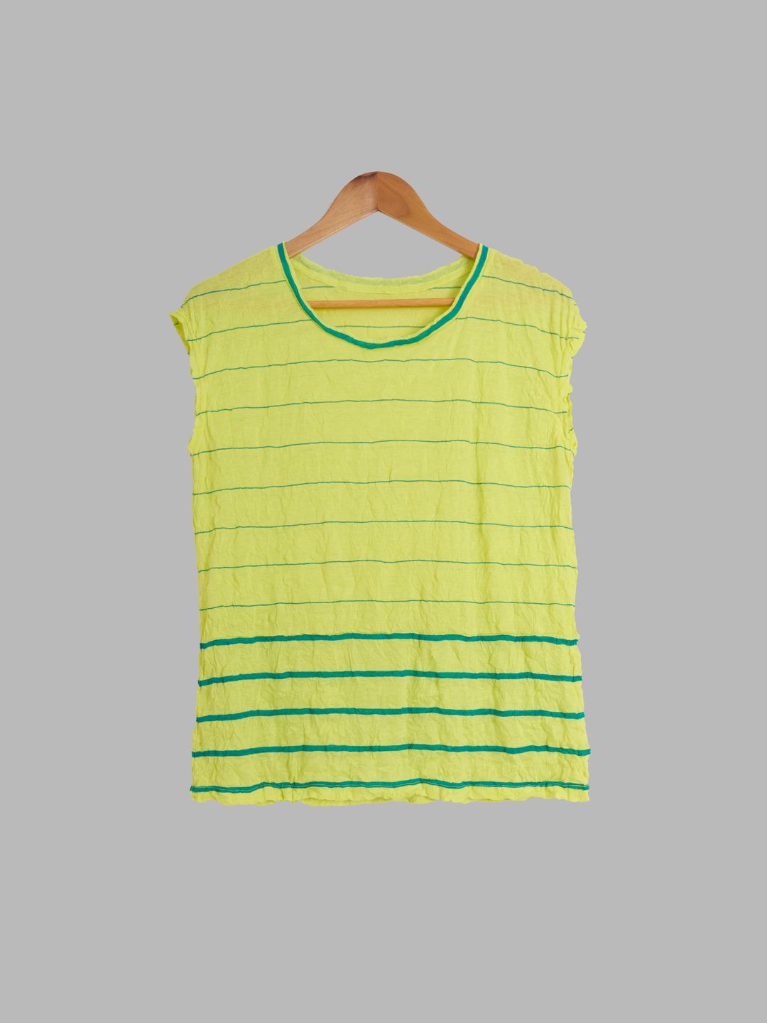 Issey Miyake ME wrinkled green sleeveless top with horisontal stripe - approx M by ISSEY MIYAKE in size M from TOPS category
