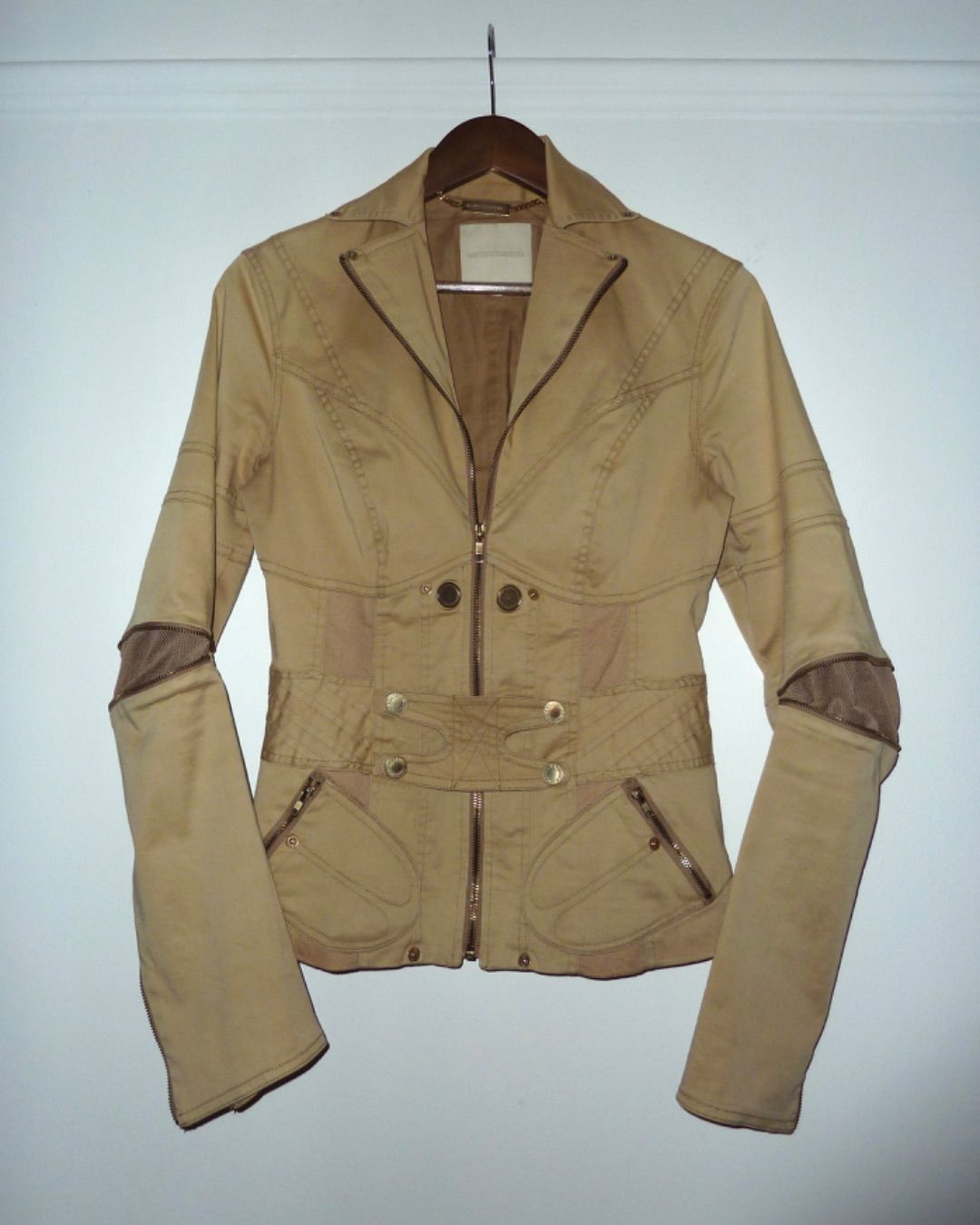 S/S 2004 Jacket by Gaetano Navarra in size AU/UK 10 from COATS & JACKETS category