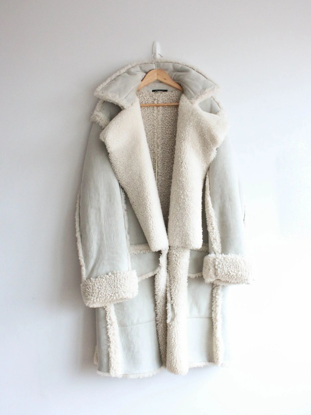 Gucci by Tom Ford A/W02 Menswear Oversized White Suede Shearling Coat by GUCCI in size IT 46 from COATS & JACKETS category