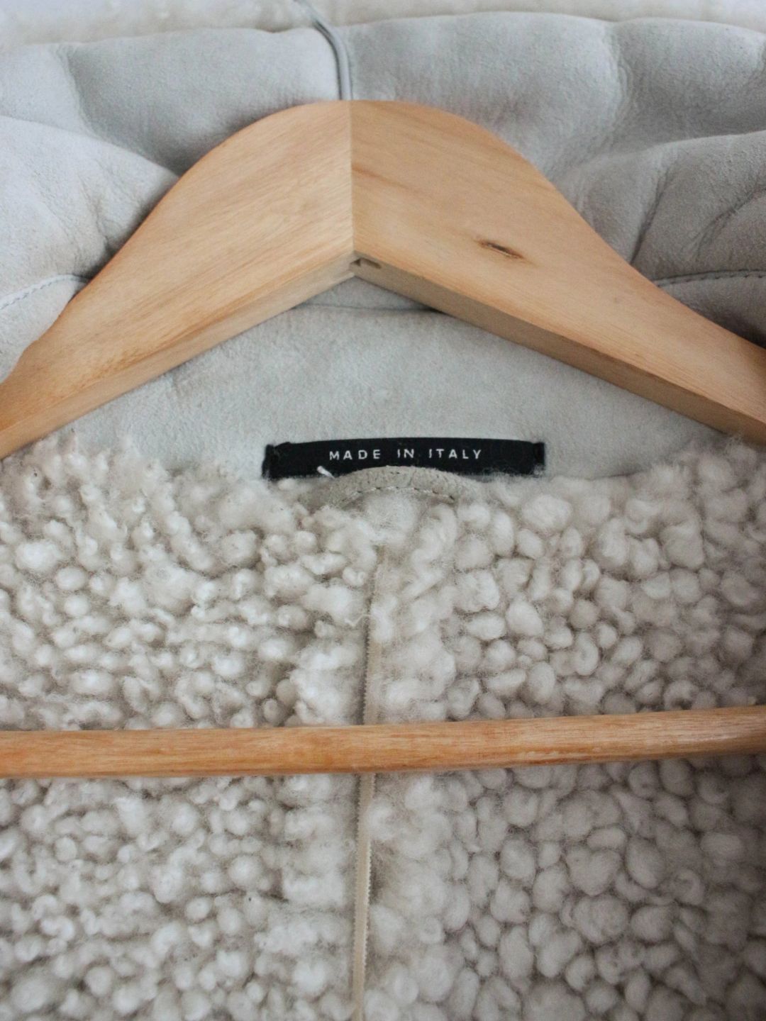 Thumbnail 9892db1d-904c-48c9-9f90-3f72f121553c