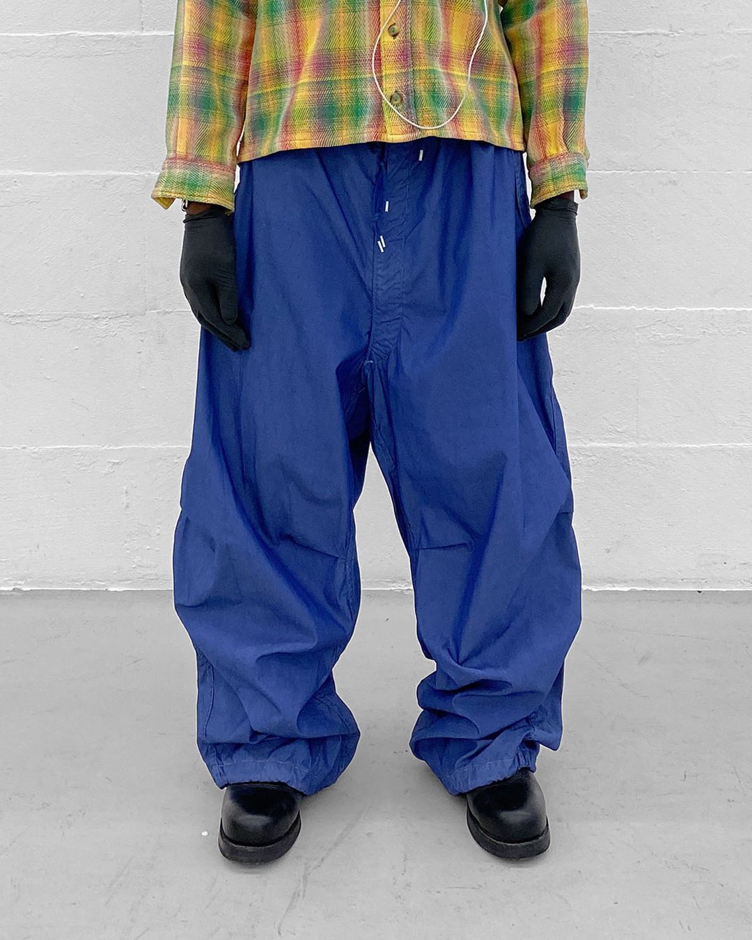 Vintage 1990s Dyed US Army Snow Pants Blue by Vintage in size M from TROUSERS category