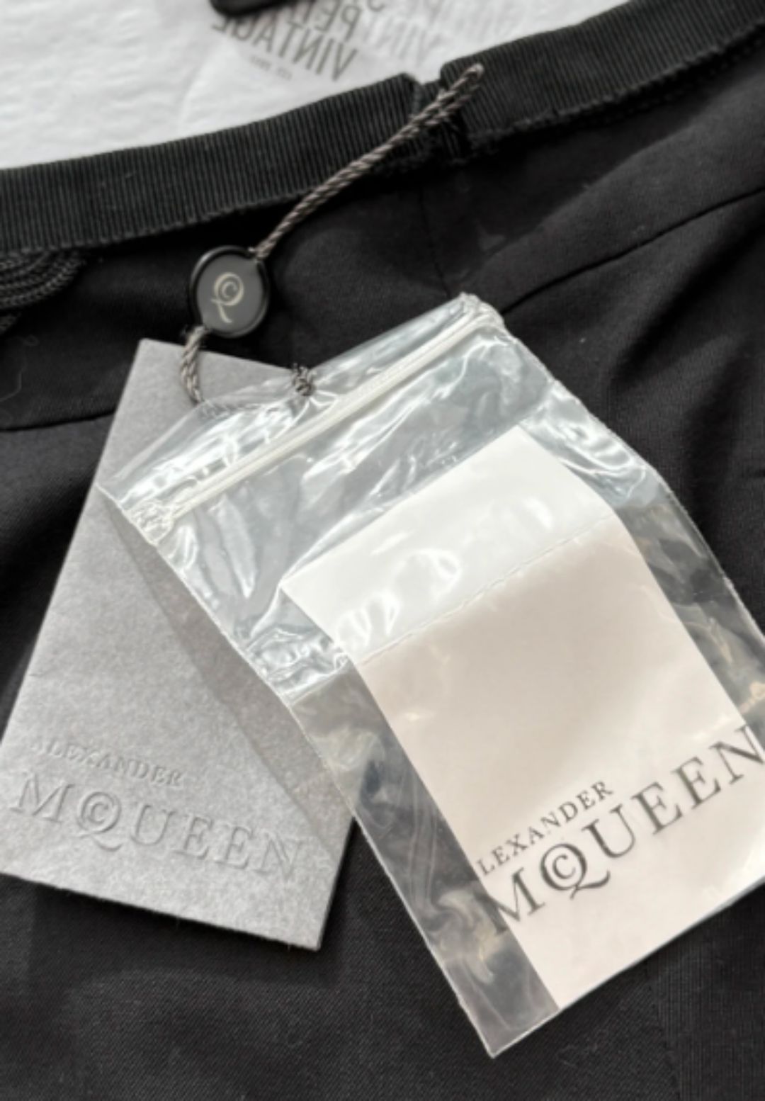 Thumbnail 5220c363-cd5c-4291-bad9-b0ad25e958a4