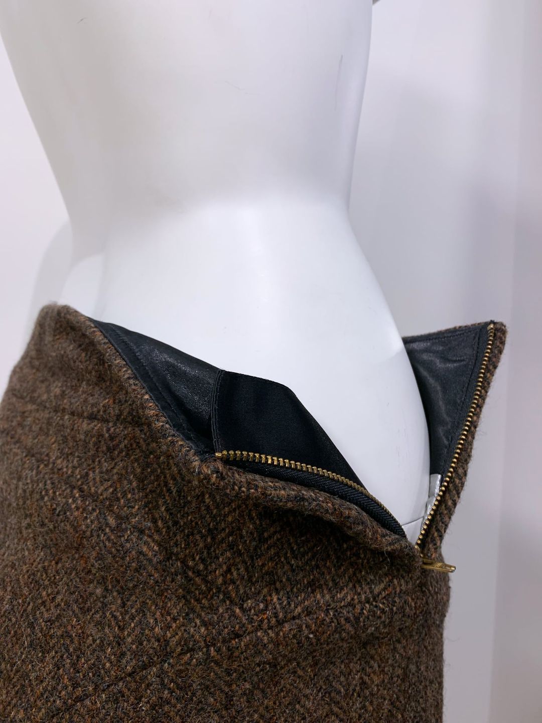 Thumbnail 715b9ea8-d8df-48b2-bf17-05ad5cd448cd