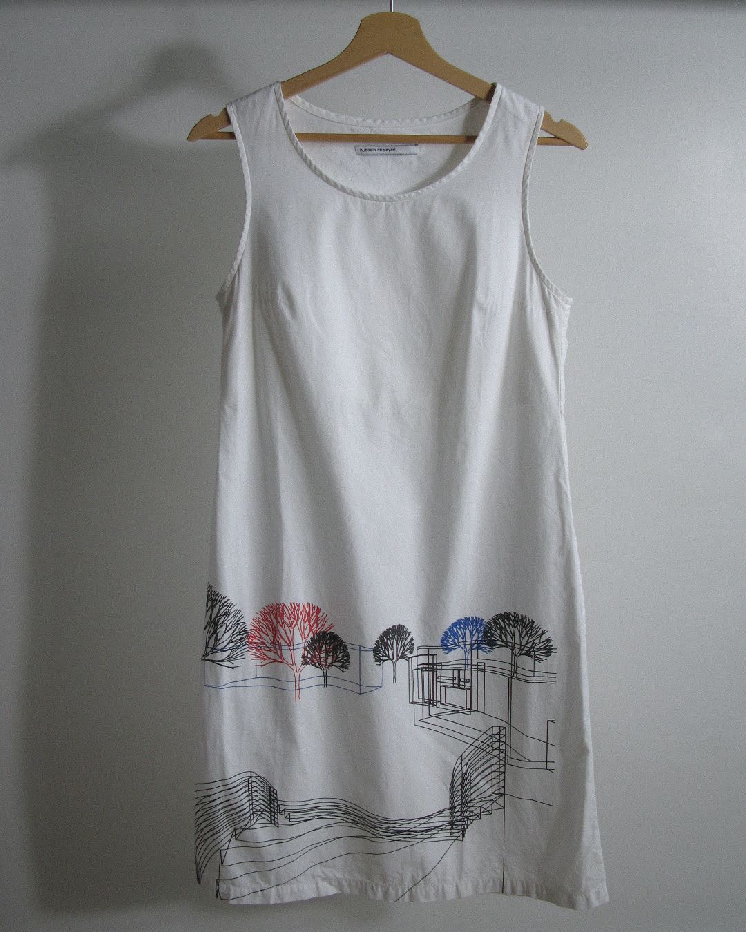 s/s2000 Hussein Chalayan architectural graphic dress by HUSSEIN CHALAYAN in size ONE SIZE from DRESSES category