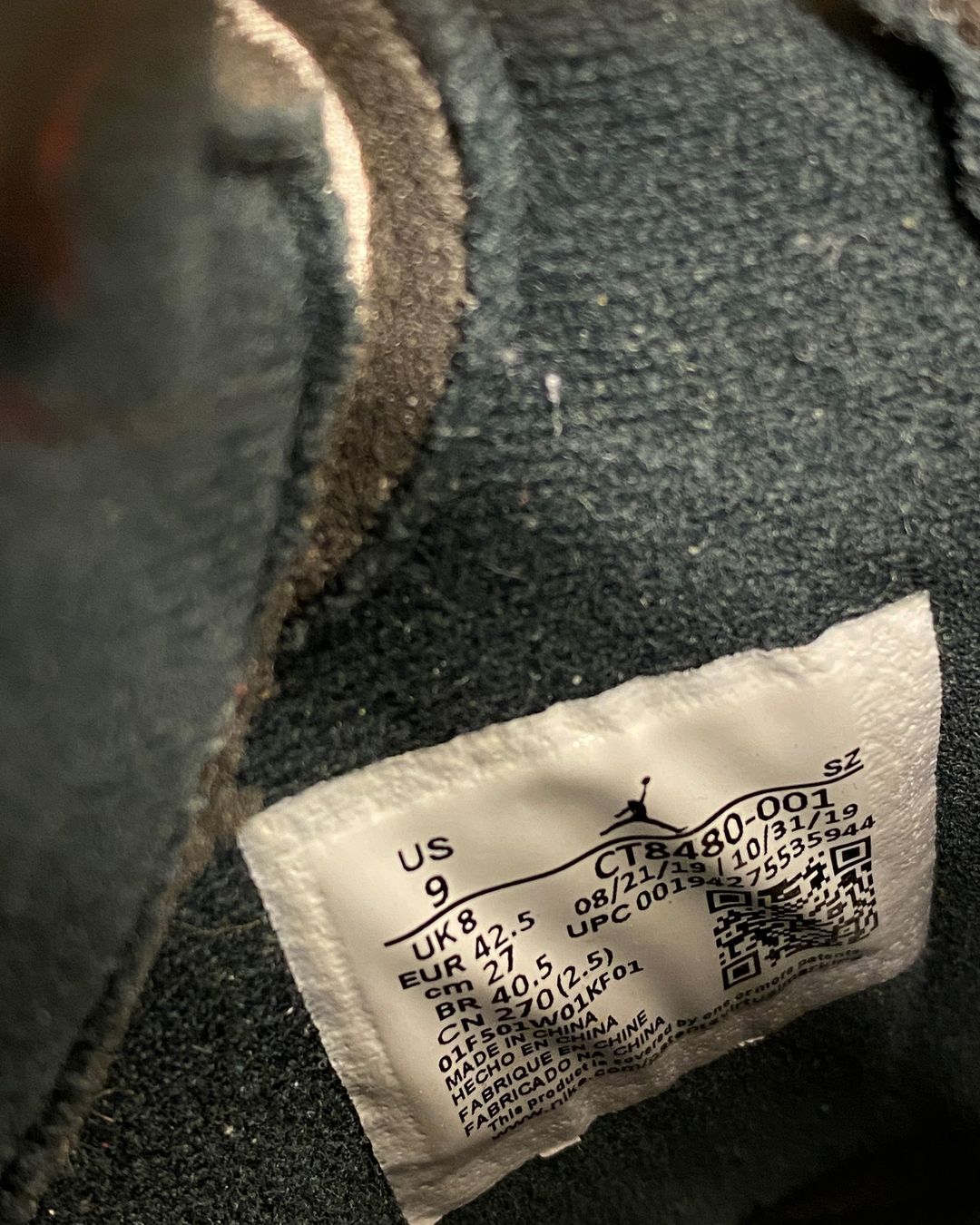 Thumbnail 74a1a7a3-b5c3-489f-9299-2324372262c1