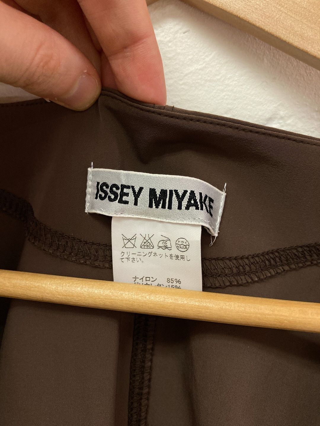 Thumbnail 776c3774-f8de-441a-821d-bb92f896e9f1