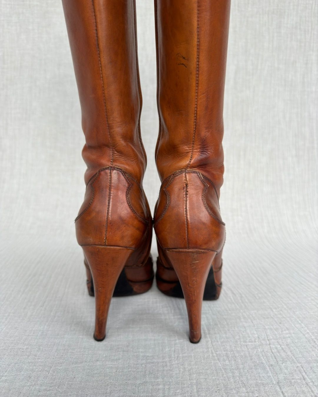 Thumbnail 0a80a901-2a7d-46f7-8dcb-92f1c76857b2