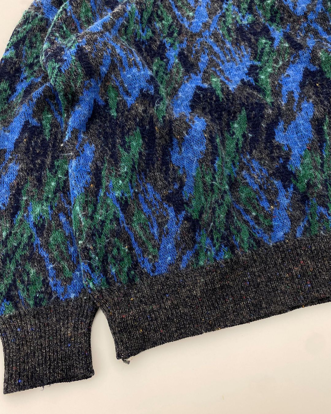 Thumbnail 3b34a8ae-fc39-4877-9a03-d376c9493cf5