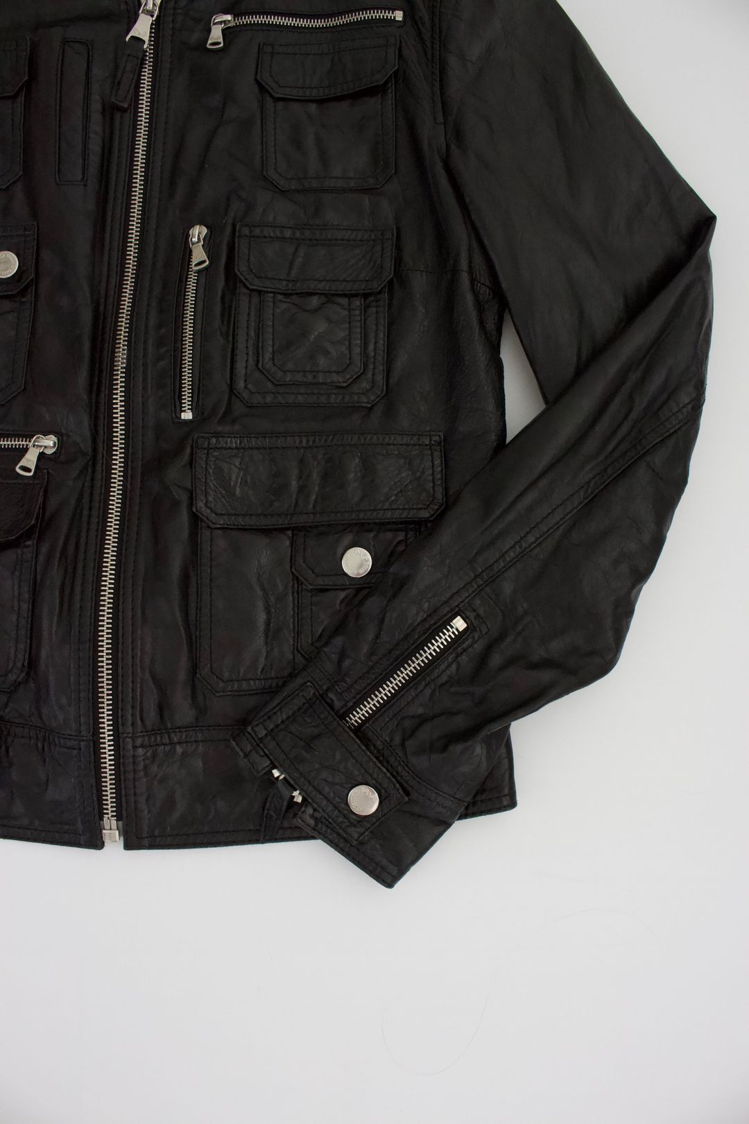 Thumbnail 14f05ea3-d5dd-45fe-96ac-2a425d794059