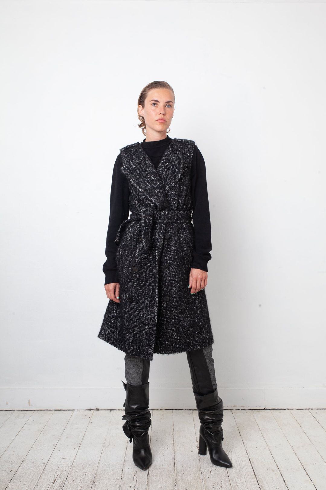 Dries van Noten 2010's sleeveless wool bouclé grey coat with belt by DRIES VAN NOTEN in size FR 36 from COATS & JACKETS category